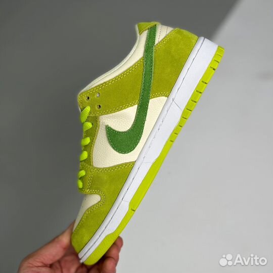 Nike SB Dunk Low Green Apple