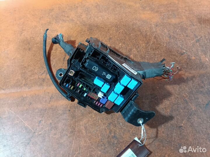 Блок предохранителей Toyota Yaris KSP210