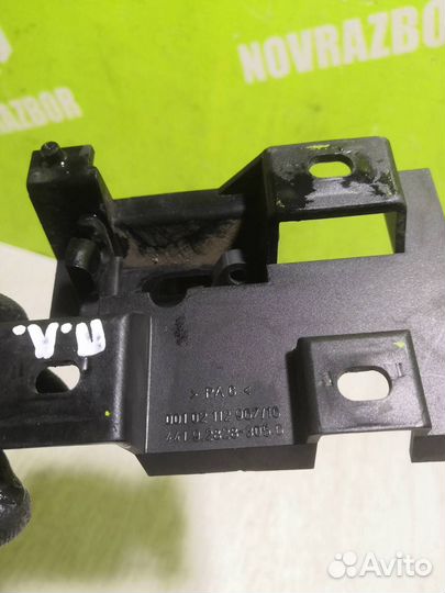 Ручка двери внутренняя левая Шкода Фелиция