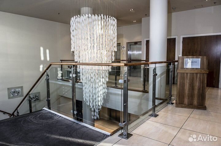 Стеклянные ограждения лесниц