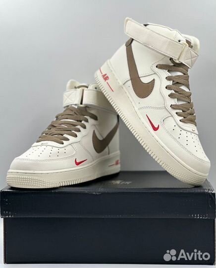 Бежевые Nike Air Force 1 High для повседневного об