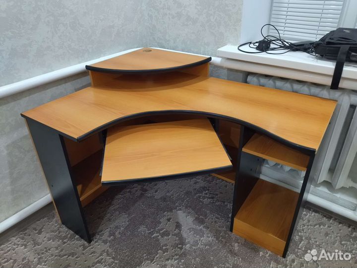 Компьютерный стол бу