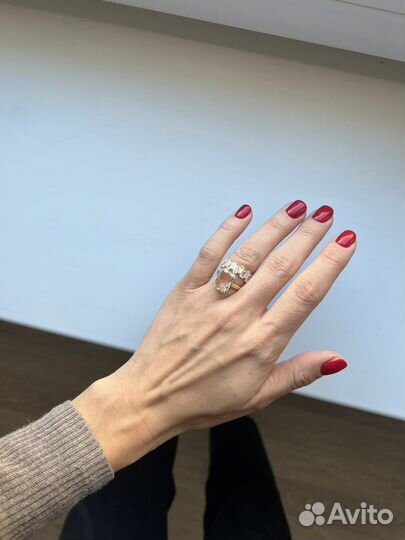 Кольца с камнем