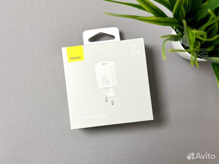 Быстрая зарядка Type-C 30W Baseus
