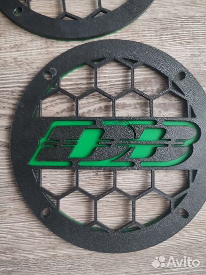 Грили на динамики 16