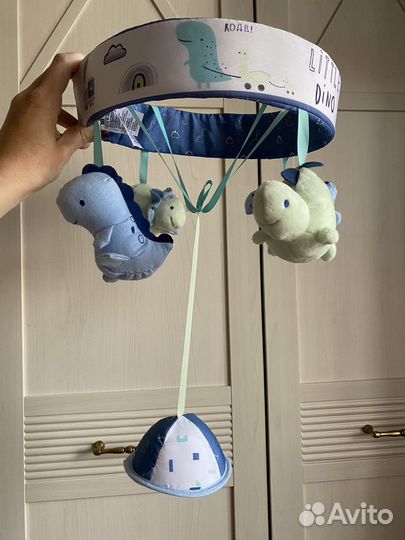 Мобиль в кроватку mothercare