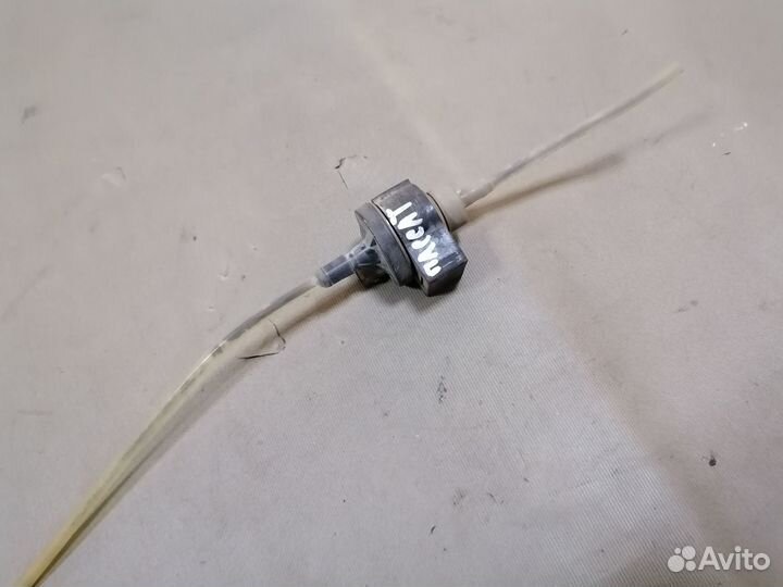 Клапан бензобака воздушный 2.8 VW Passat B4 1995