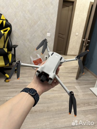 Квадрокоптер DJI mini 3 pro