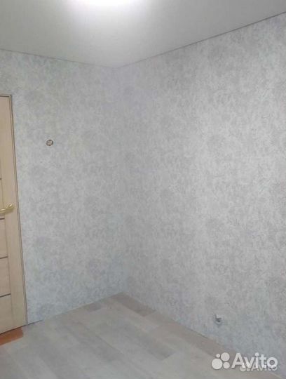 Оклейка обоев эконом