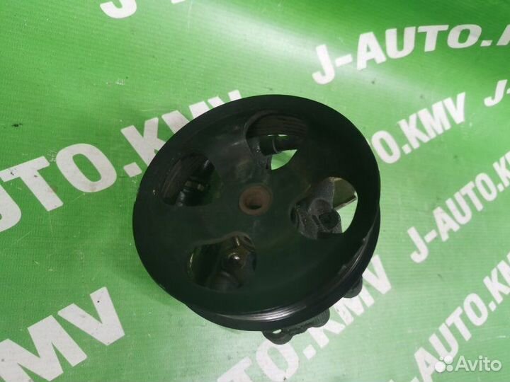 Насос гур Toyota Wish 1