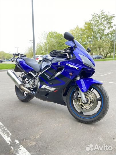 CBR 600 F4i