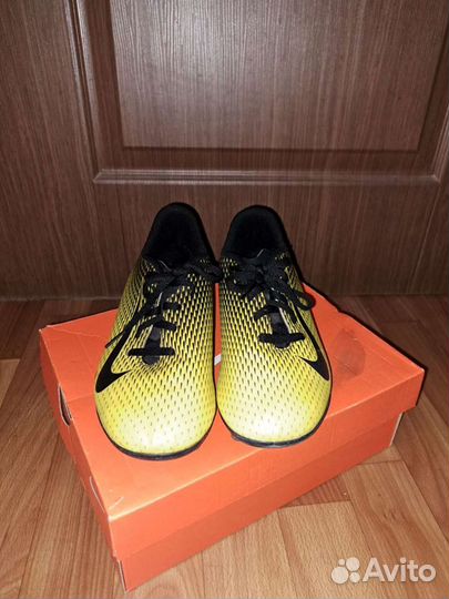 Бутсы Nike