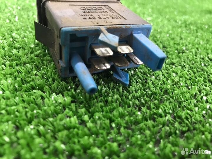 Кнопка корректор фар Audi 80 B3 JN 1.8 1990