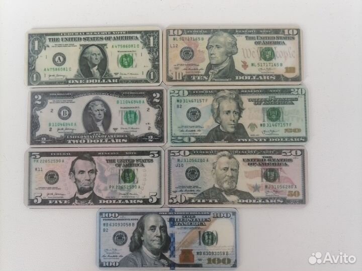 Магнитики на холодильник. Деньги США