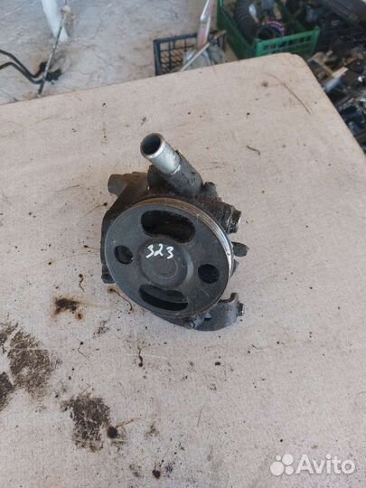 Насос гур Mazda 323 ba