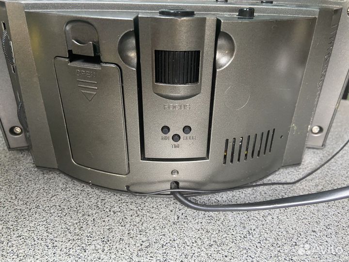 Радиочасы vitek VT-3508 GY