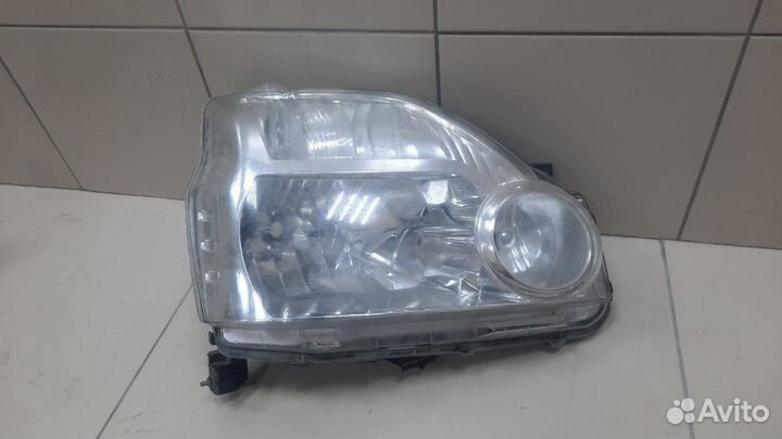 Фара правая Nissan X-Trail