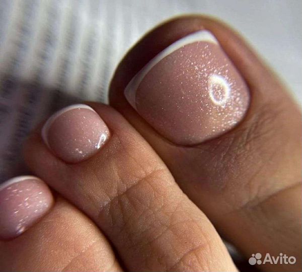 Маникюр с покрытием гель-лаком