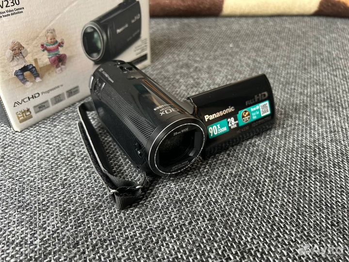 Видеокамера Panasonic HC-V230