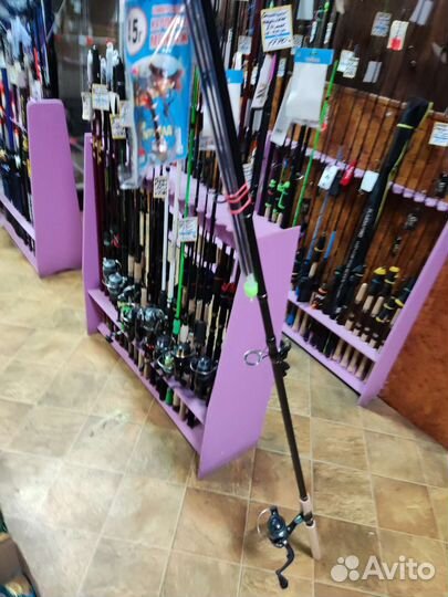 Фидерное удилище с катушкой