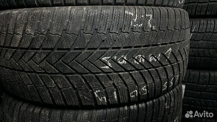Bridgestone Blizzak LM-005 255/50 R19 104Y