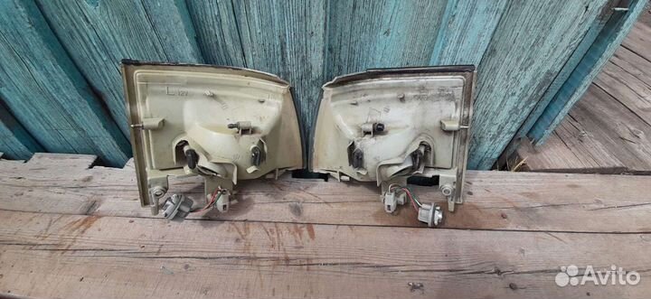 Фара Toyota Hiace