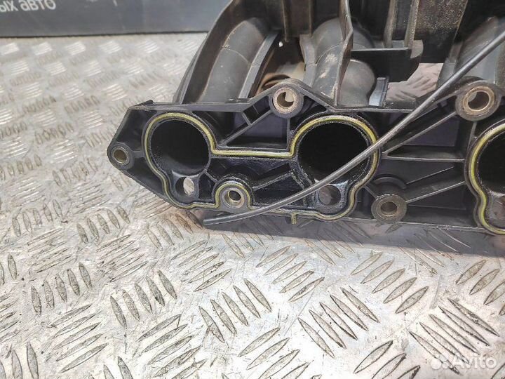 Впускной коллектор Mercedes Benz C 230 2.3 M