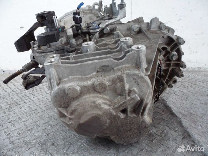 МКПП (механическая коробка переключения передач) H