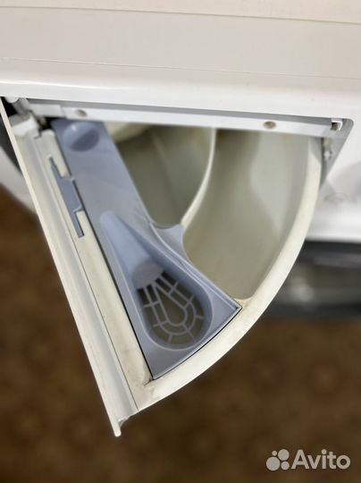Ariston 5.5кг,800 оборотов