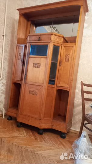 Буфет из натурального дерева