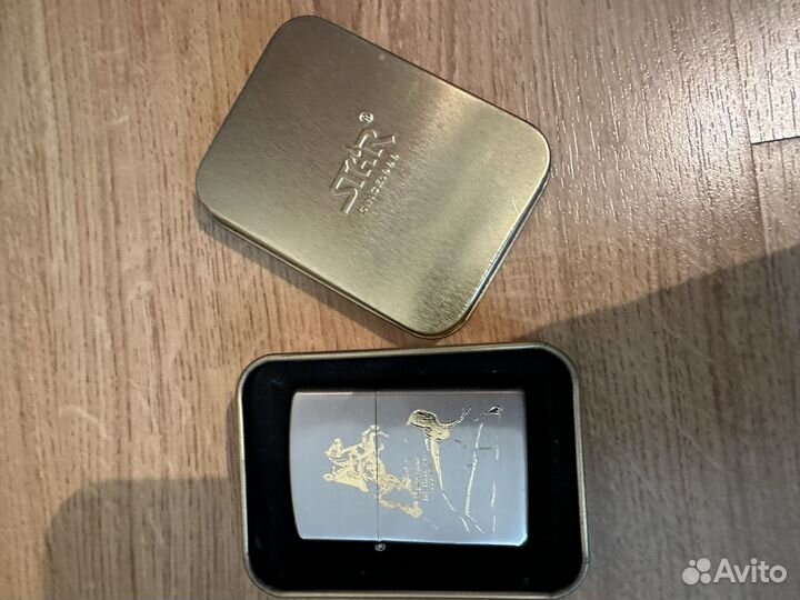 Зажигалка бензиновая