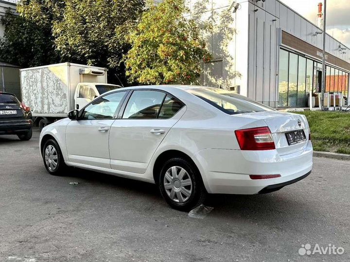 Skoda Octavia 1.6 AT, 2016, 225 153 км