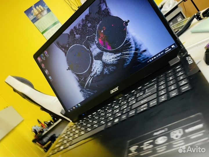 Ноутбук Acer i3-10th/8Gb/SSD240Gb