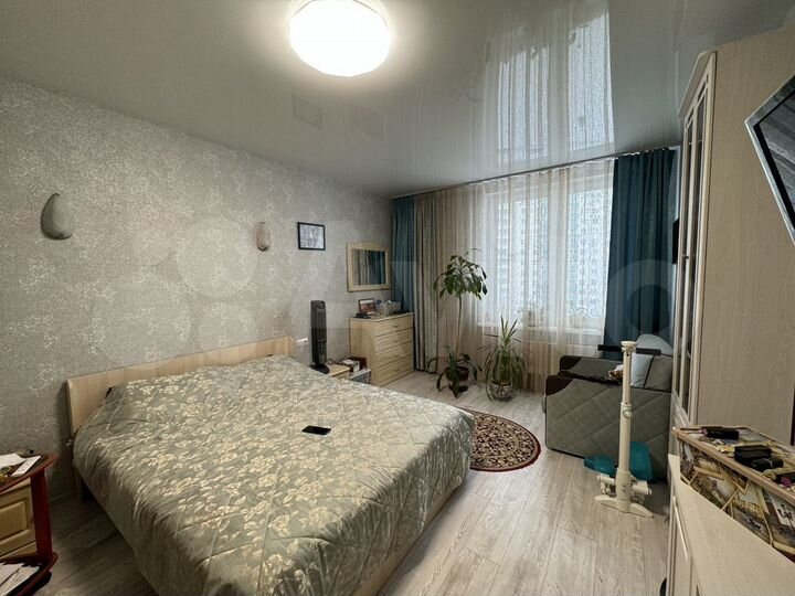 2-к. квартира, 75 м², 9/18 эт.