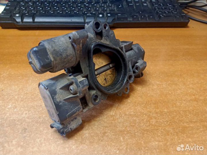 Дроссельная заслонка Peugeot 307 1 2006