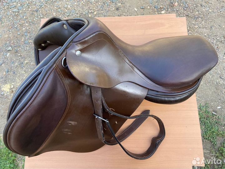 Конкурное седло