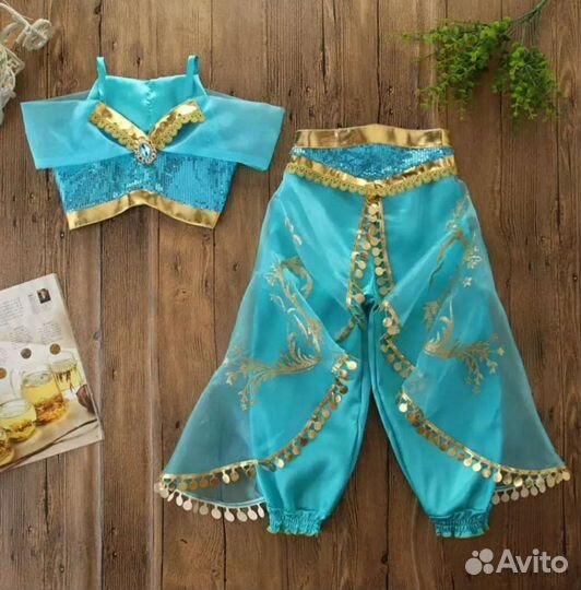 Новый костюм Жасмин