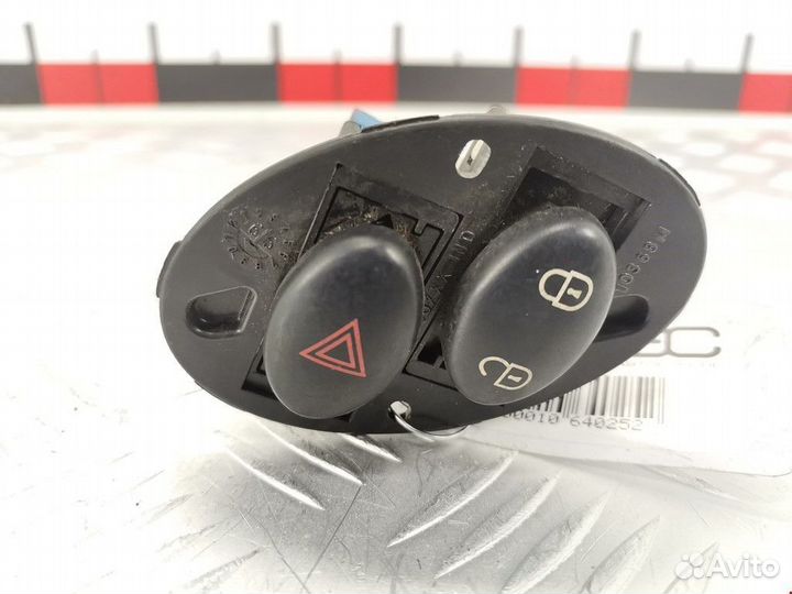 Кнопка аварийной сигнализации Rover 75 2003