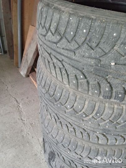 Nokian Tyres Hakkapeliitta 5 255/50 R19