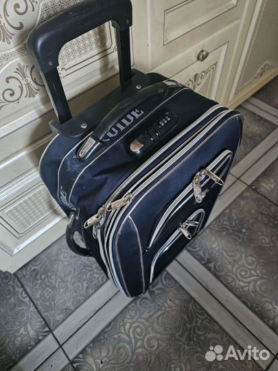 Чемодан на колесах бу большой