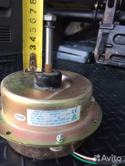 Двигатель крыльчатки внешнего блока сплит системы