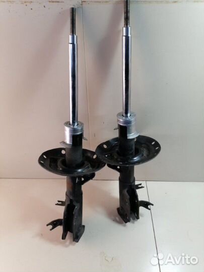 Honda freed стойка передняя