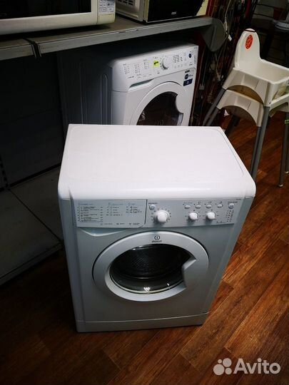 Стиральная машина Indesit iwsc 5085 (5 кг)