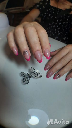 Наращивание ногтей