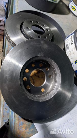 Тормозные диски передние 2 шт opel vectra