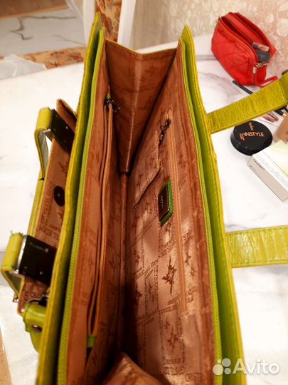 Сумка натуральная кожа новая Италия