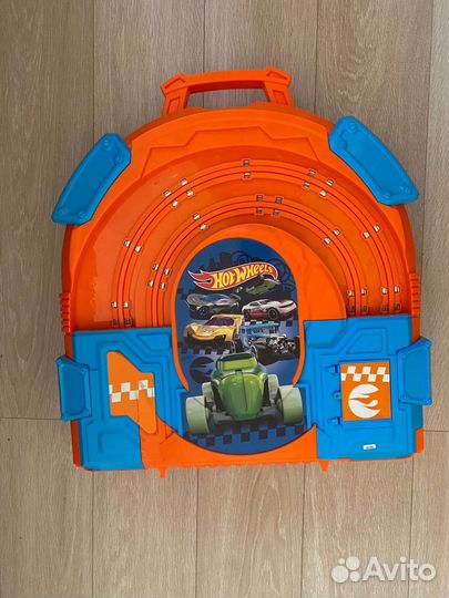 Hot wheels Carrying case slot track