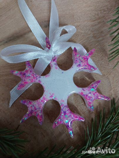 Снежинки из эпоксидной смолы