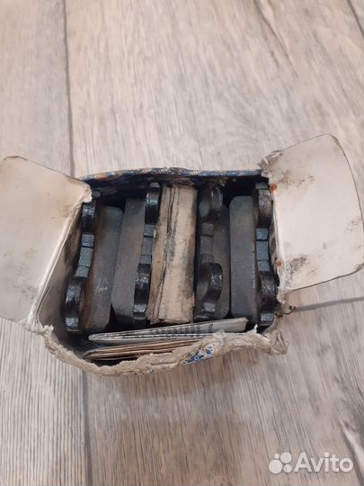 Продам колодки тормозные (зад)коплект