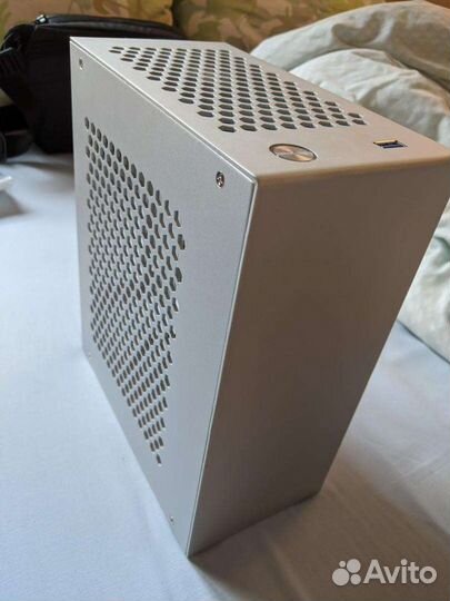 Корпус mini ITX + seasonic flex gold